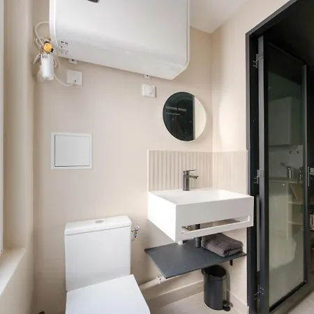 Cozy Near Montmartre And Metro 18th Daire Paris
